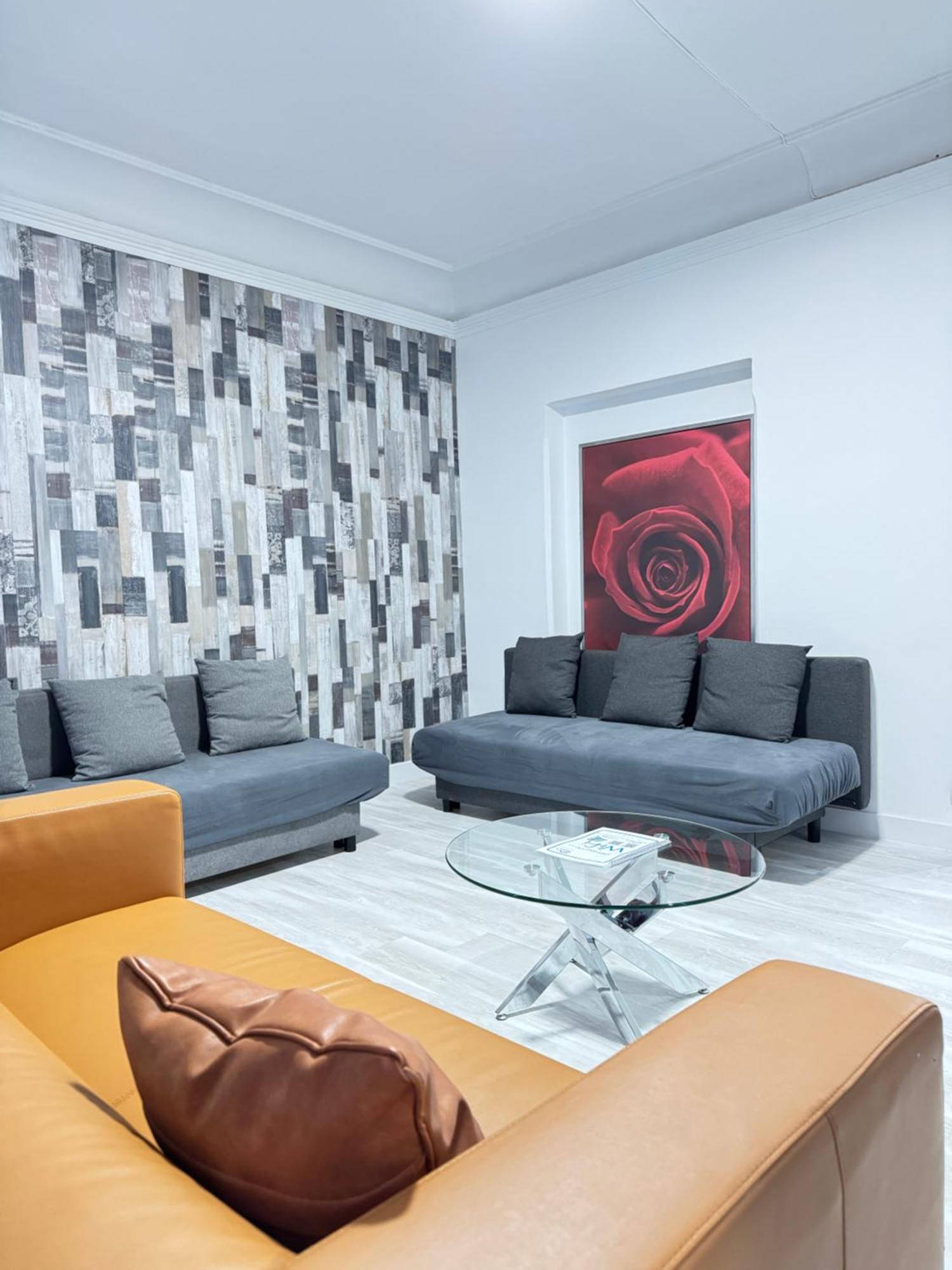 Apartamentos Day Madrid Gran Via Centro Sol Malasana Buitenkant foto