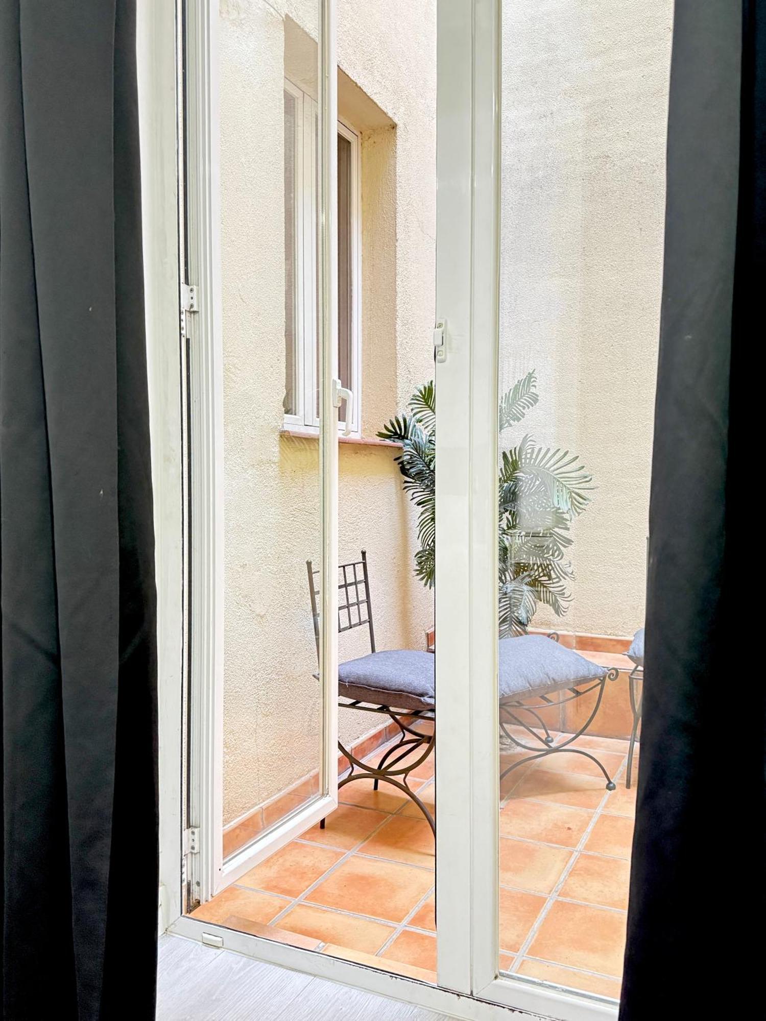 Apartamentos Day Madrid Gran Via Centro Sol Malasana Buitenkant foto